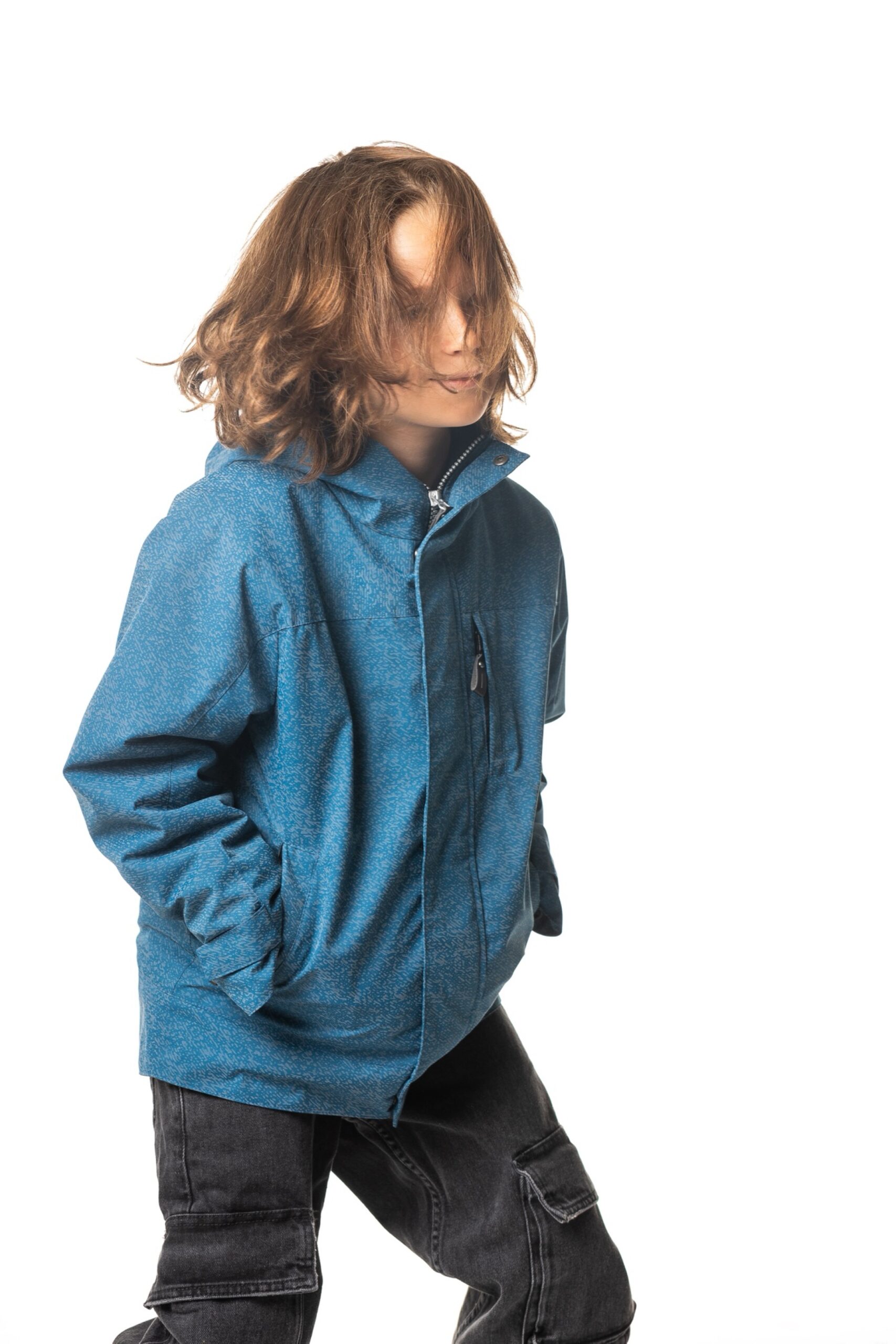Stylish spring jacket from reflective fabric - Image 2