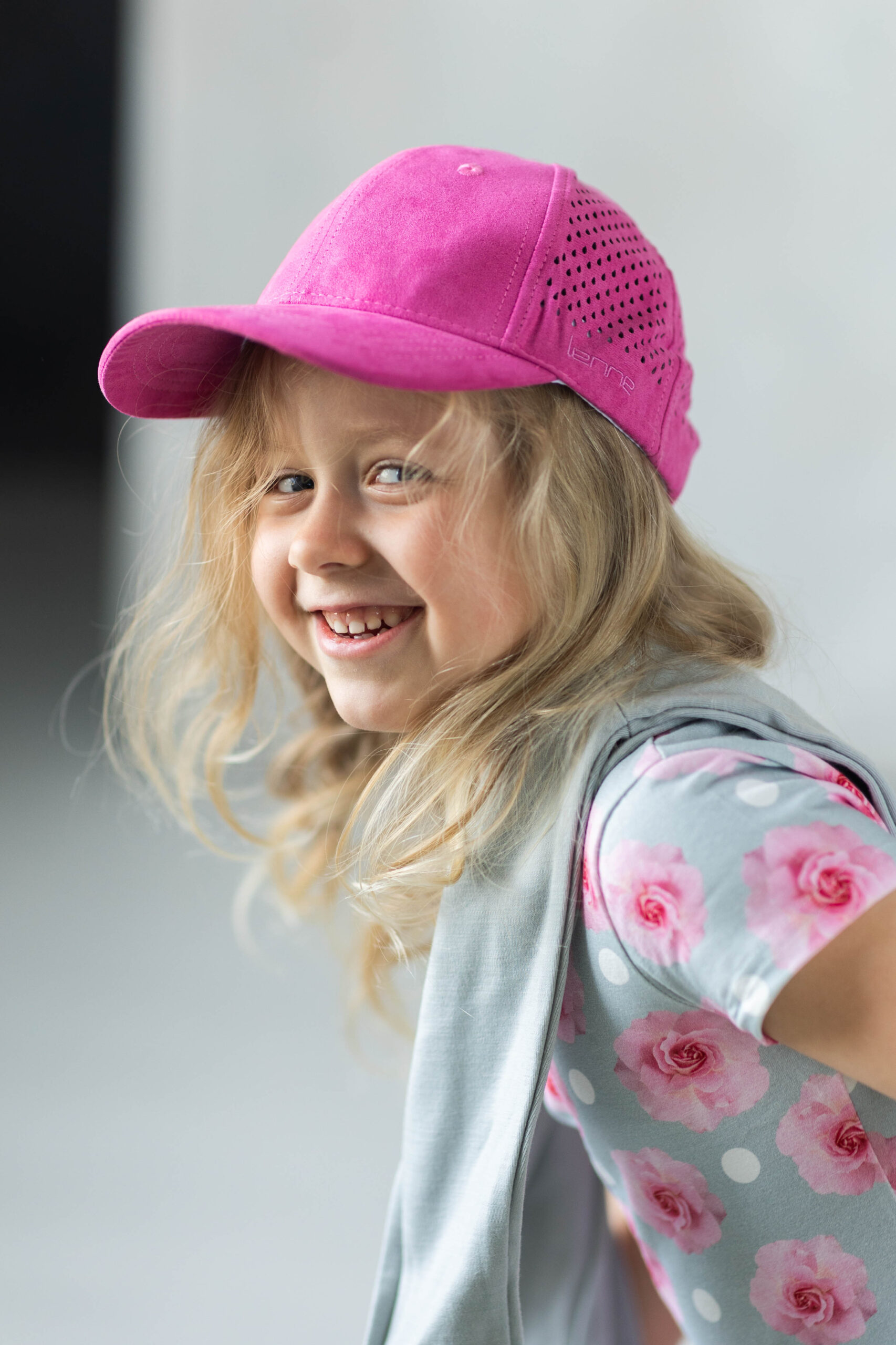 Ühevärviline nokamüts - Image 2